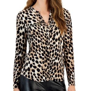 Cheetah with fake pockets
